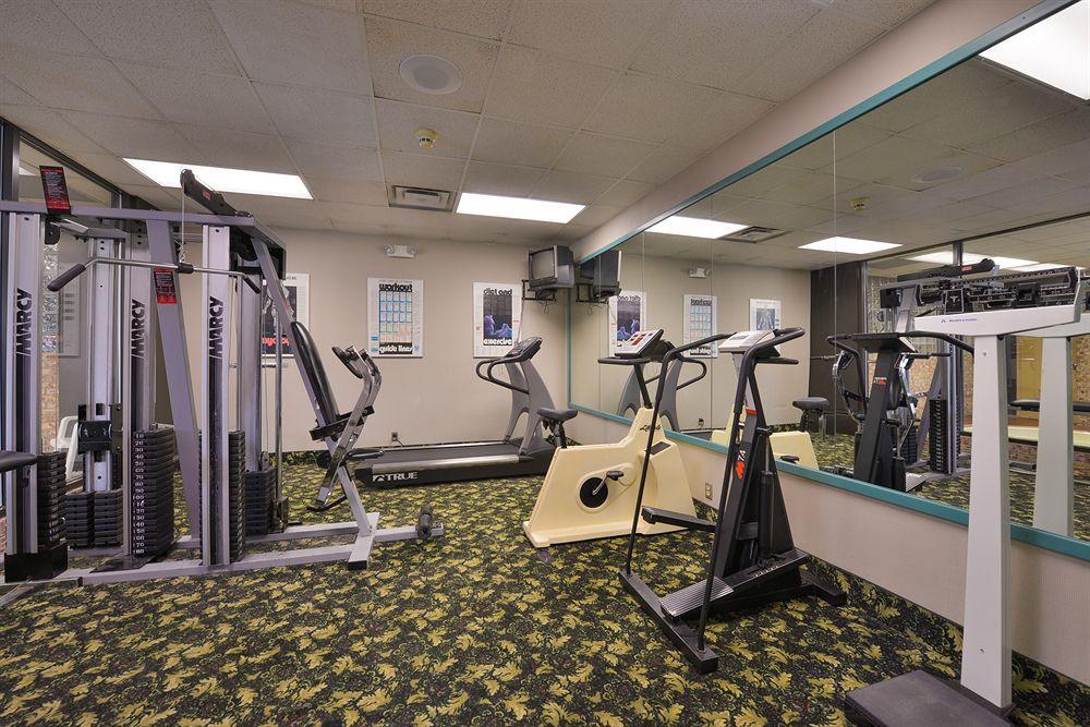 Days Inn By Wyndham Pittsburg Ks Экстерьер фото